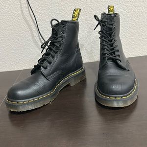 Dr. Martens 1460 Slip Resistant lace up Leather boots